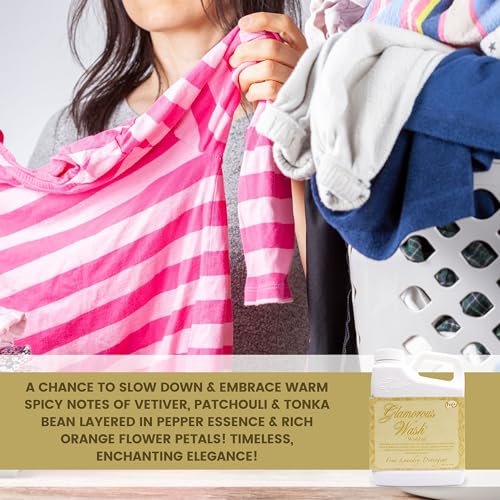 Tyler Candle Company Glamorous Wash Wishlist Scent Fine Laundry Liquid Detergent - Hand and Machine-Washable - 16 oz (454 gram) - Pack of 1 with Multi-Purpose Keychain