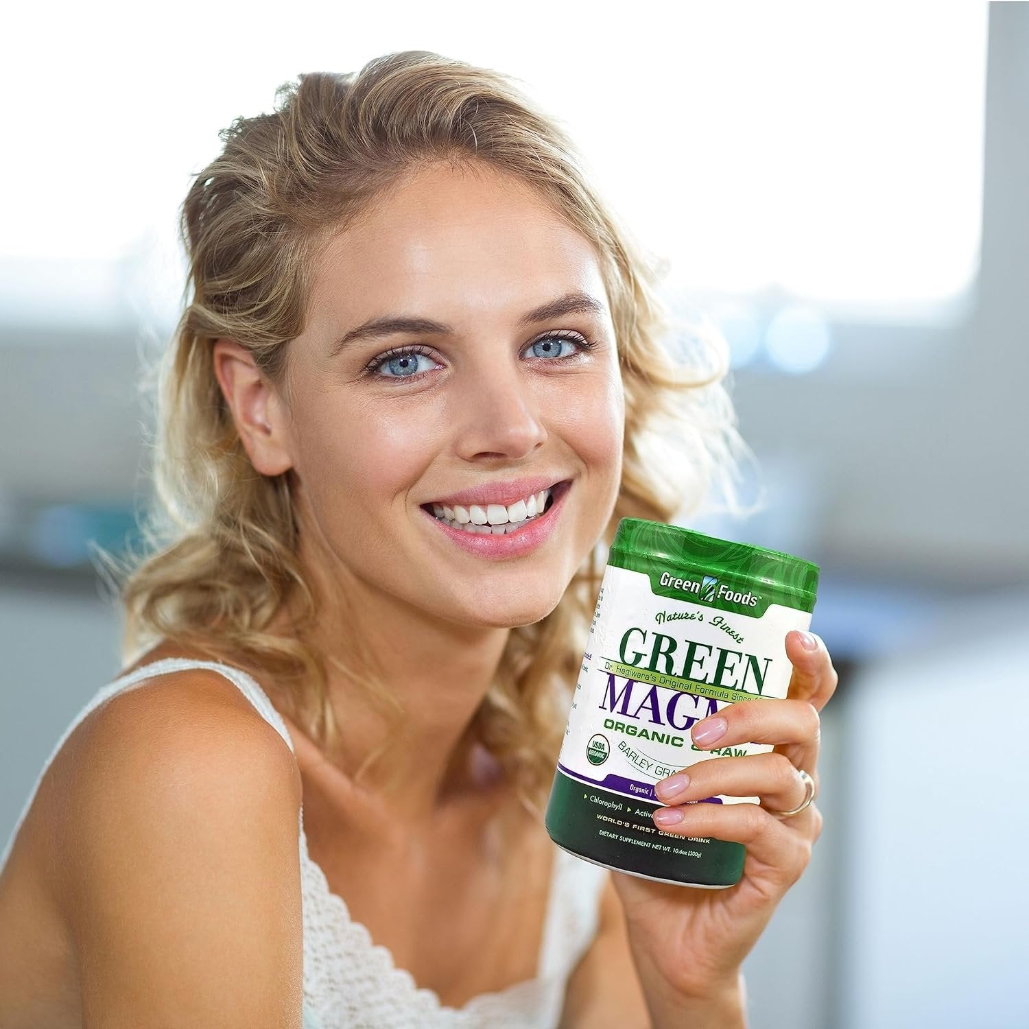 Green Foods Green Magma Organic and Raw - Barley Grass Juice Powder - Digestive Health - 10.6 oz - Pack of 1 with Keychain